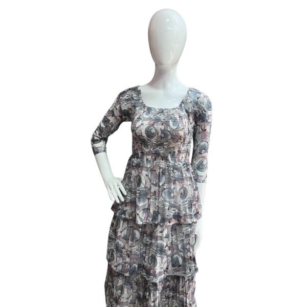 Western Top Layered Pattern